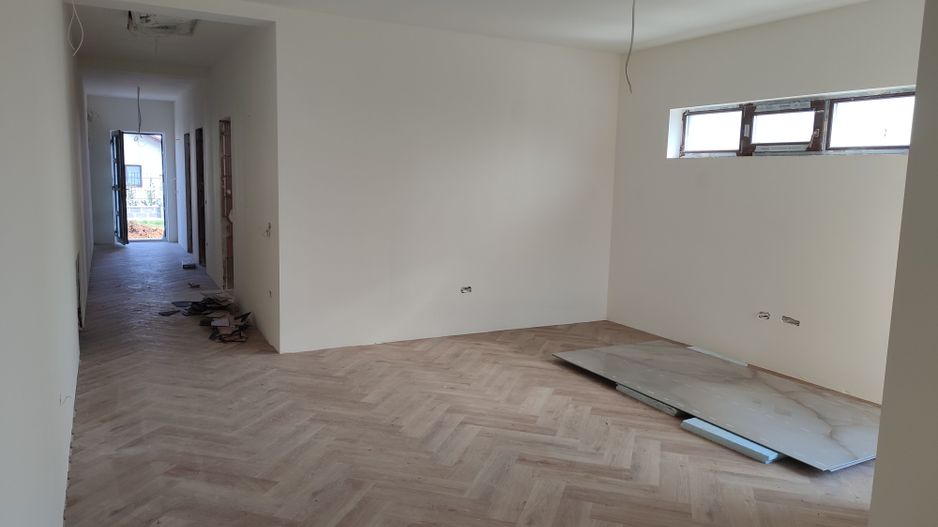 Sanandrei, Duplex pe parter, Acces Rapid - Poză 8