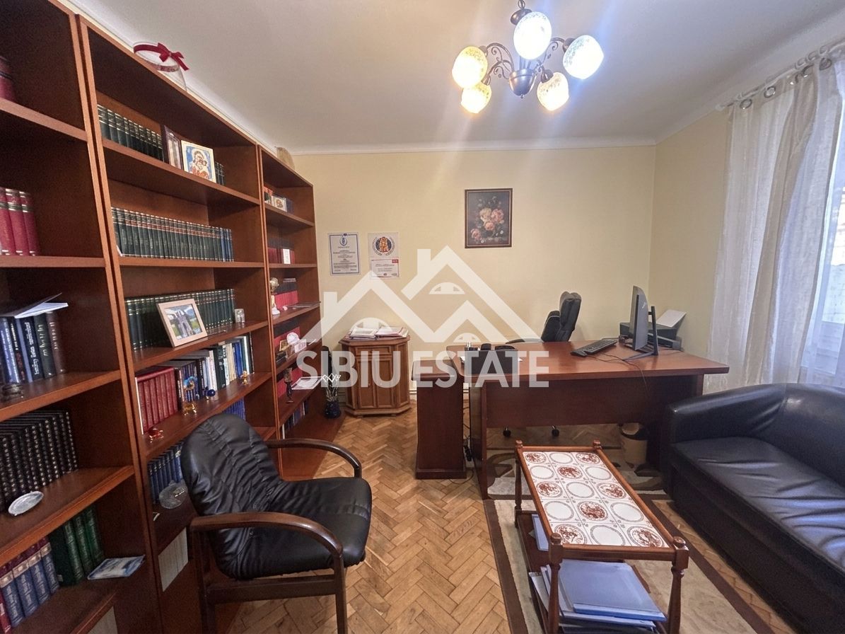 Vila cu Deschidere de 21m – Calea Poplăcii (Langa Parc) 950mp teren - Poză 5