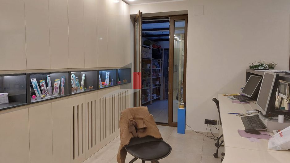 Casa "BEGIRA", Mosilor-Foisorul de Foc, curte individuala, birou/comercial - Poză 2