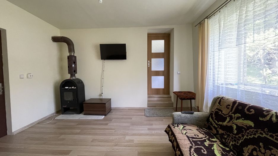 Casa in Comuna Geaca - Poză 7