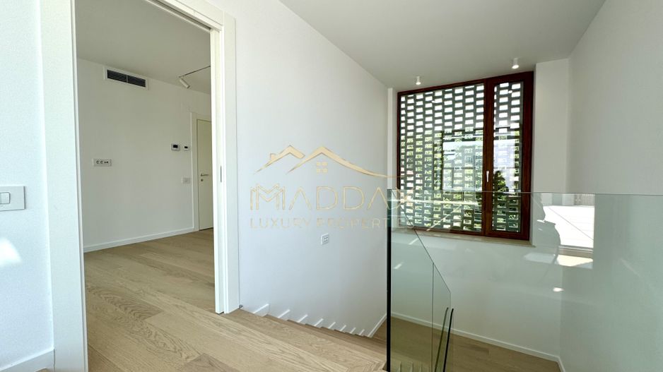 Vila cu 6 camere *575mp* / 12 locuri parcare // Pipera- Iancu Nicolae - Poză 45