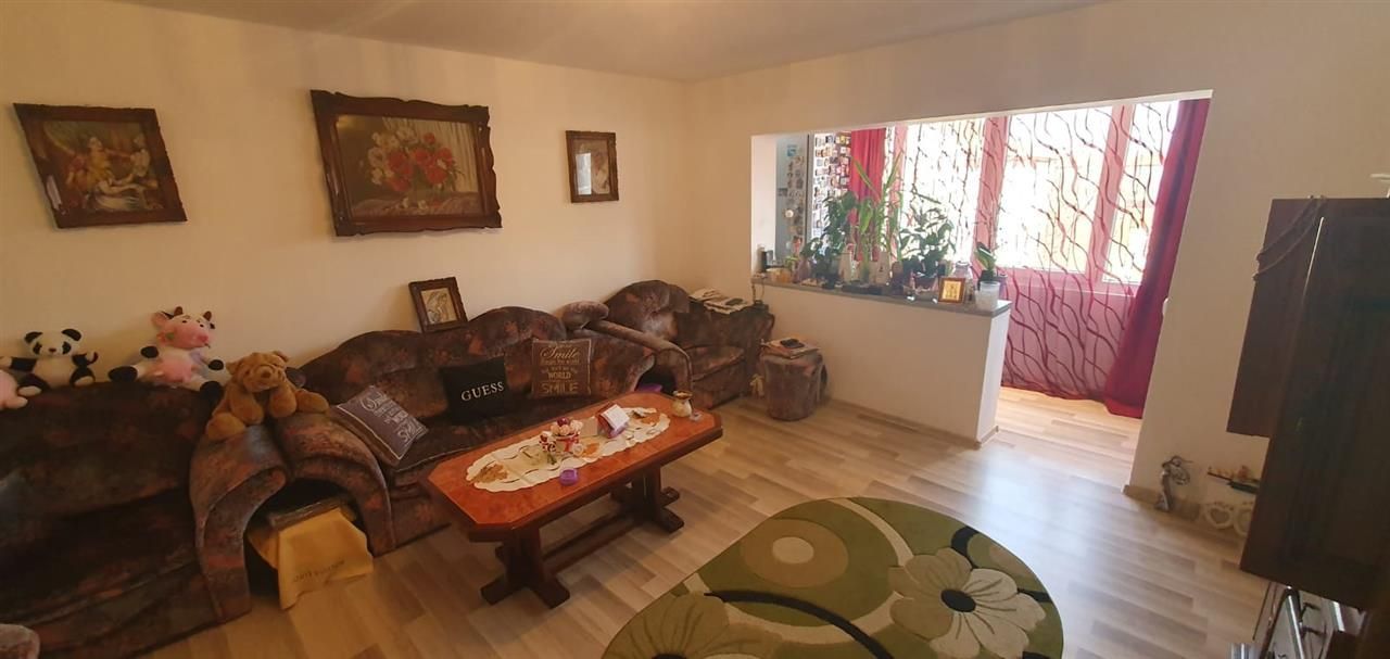Apartament 3 camere2 bai 2 balcoane Centrala proprie. - Poză 3