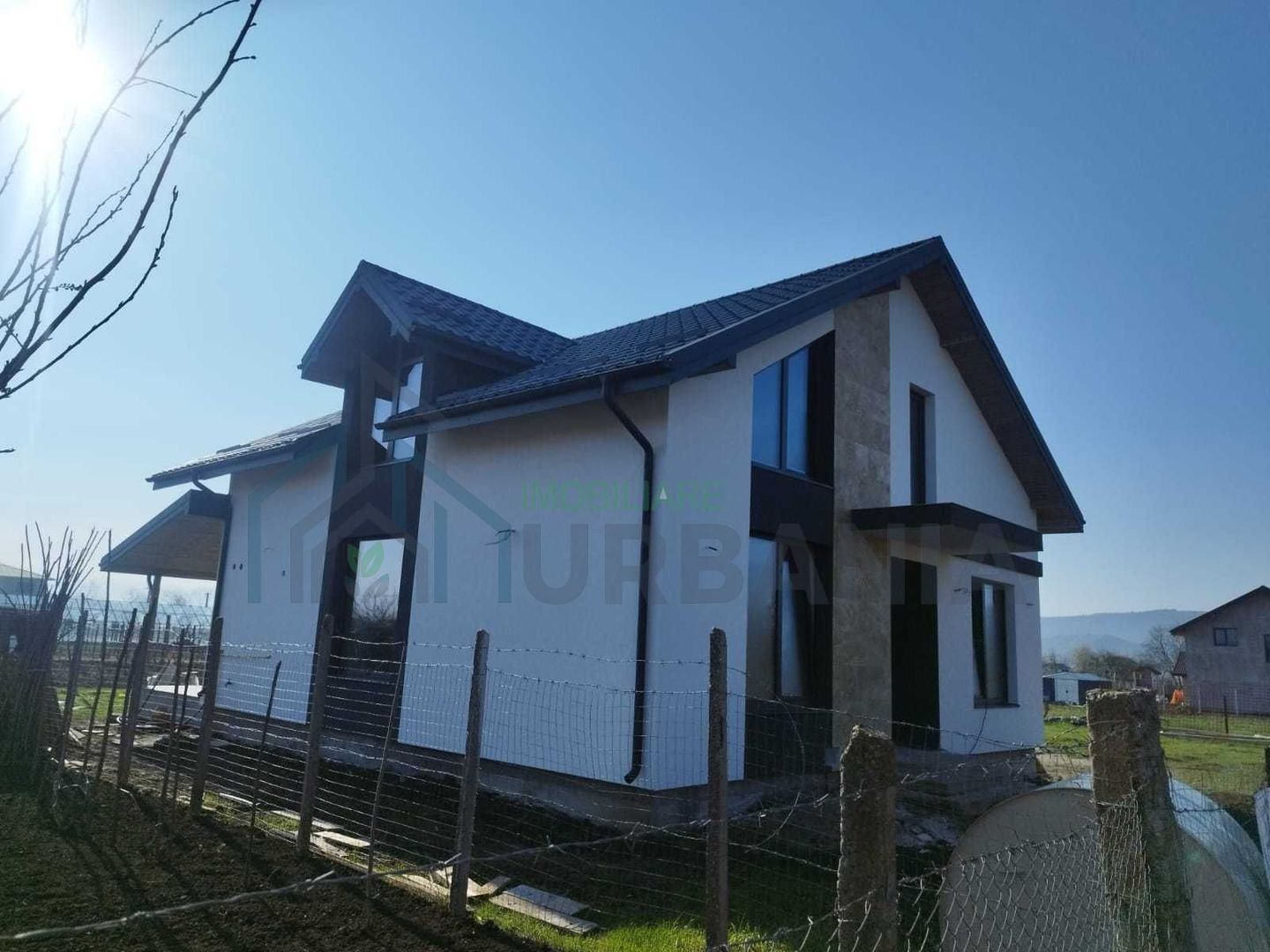 Vilă modernă de vânzare în Dancu, Iași - Poză 5