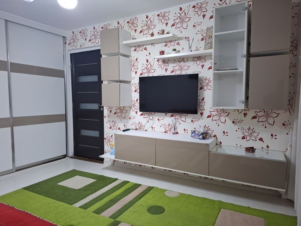Închiriere 2 camere |  balcon | centrală | metrou Lujerului, - Poză 1