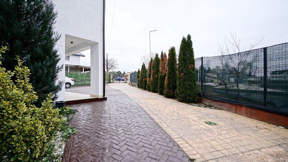 👉 Vilă spectaculoasă pe lac – Ghermănești | 573 mp | Terasă, ponton, - Poză 29