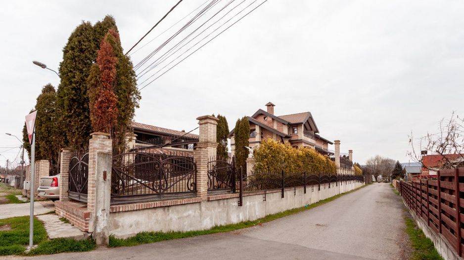 Vila impunătoare in stil italian - Ștefănești, Argeș - Poză 8