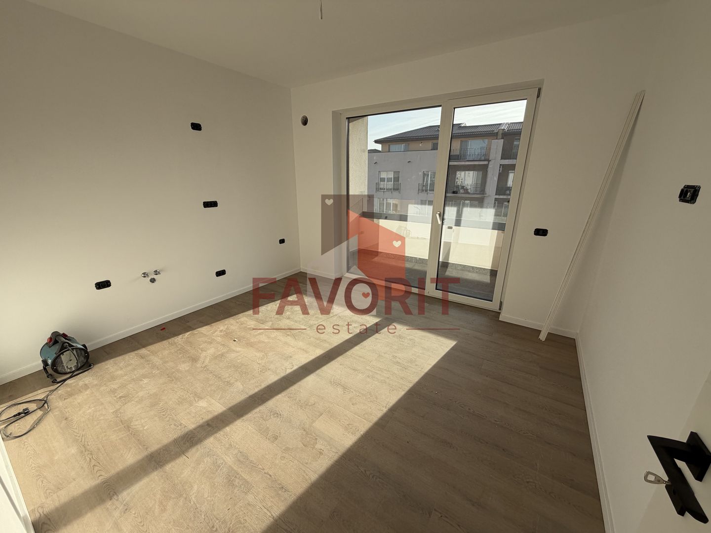 Comision 0%. Etaj 2. Apartament pe 2 nivele. 2 bai. 2 locuri de parcare - Poză 5
