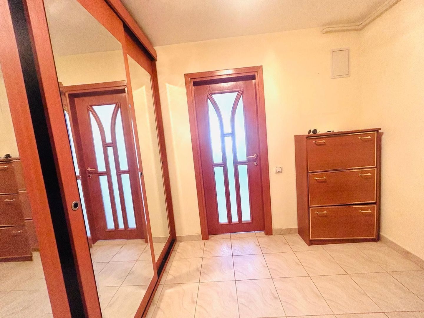 Apartament 2 camere.  Tineretului. Cu Centrala. La 6 min Metrou Timpuri Noi. - Poză 3
