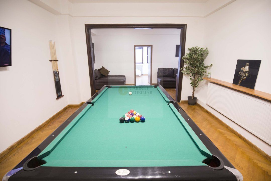 Apartament Central |  4 Camere  Spațiu Generos |  Ideal Investitie - Poză 1