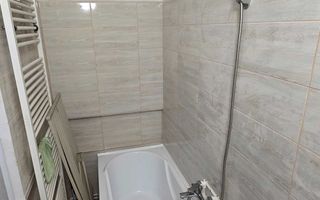 BRASADAS vinde garsoniera etaj 2/4 in Micro 15. - Poză 2