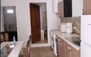 Chirie Muncitori I 20 Persoane I Talmaciu - Poză 1