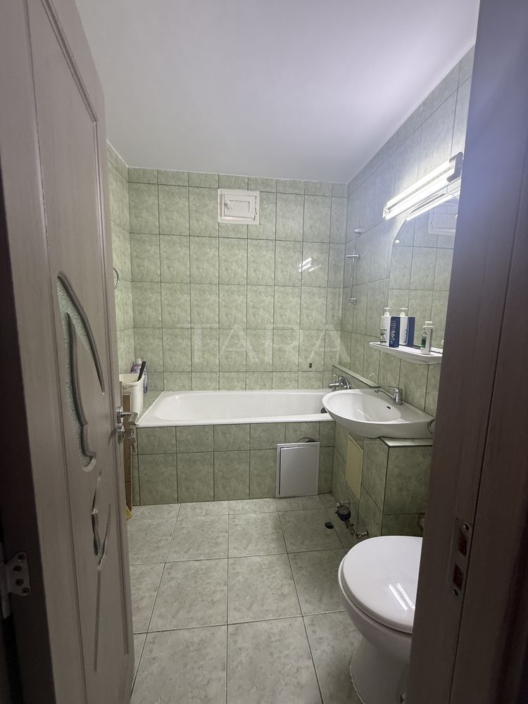Apartament 3 camere renovat – etaj superior, lumină naturală excelentă - Poză 7