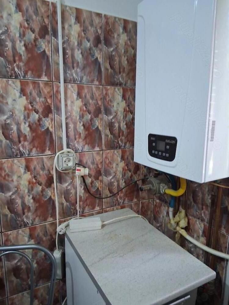 Apartament 3 camere-Decomandat -Zona Lipovei-Parter - Poză 3