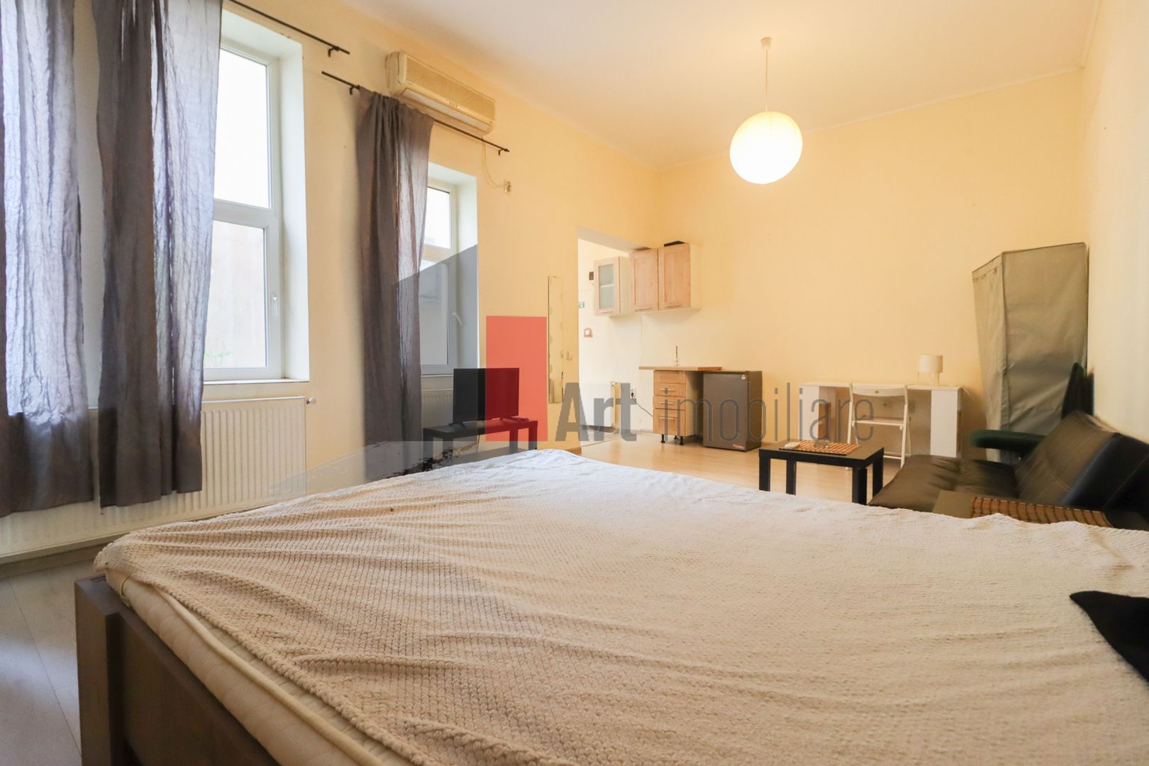 Garsoniera "PRIVASI" , Calea Victoriei-Hotel Novotel - Poză 6