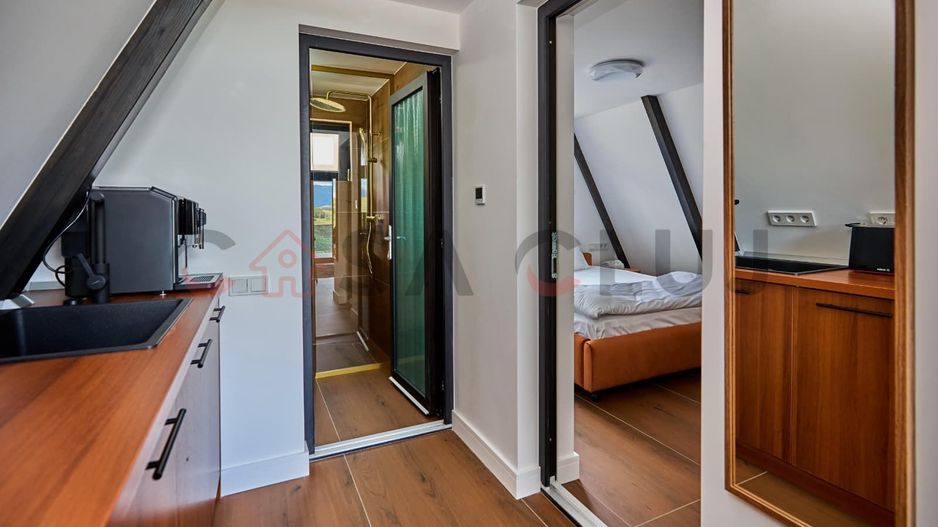 Afacere de vanzare, 2 cabane+sala de evenimente, la cheie, Apuseni! - Poză 13