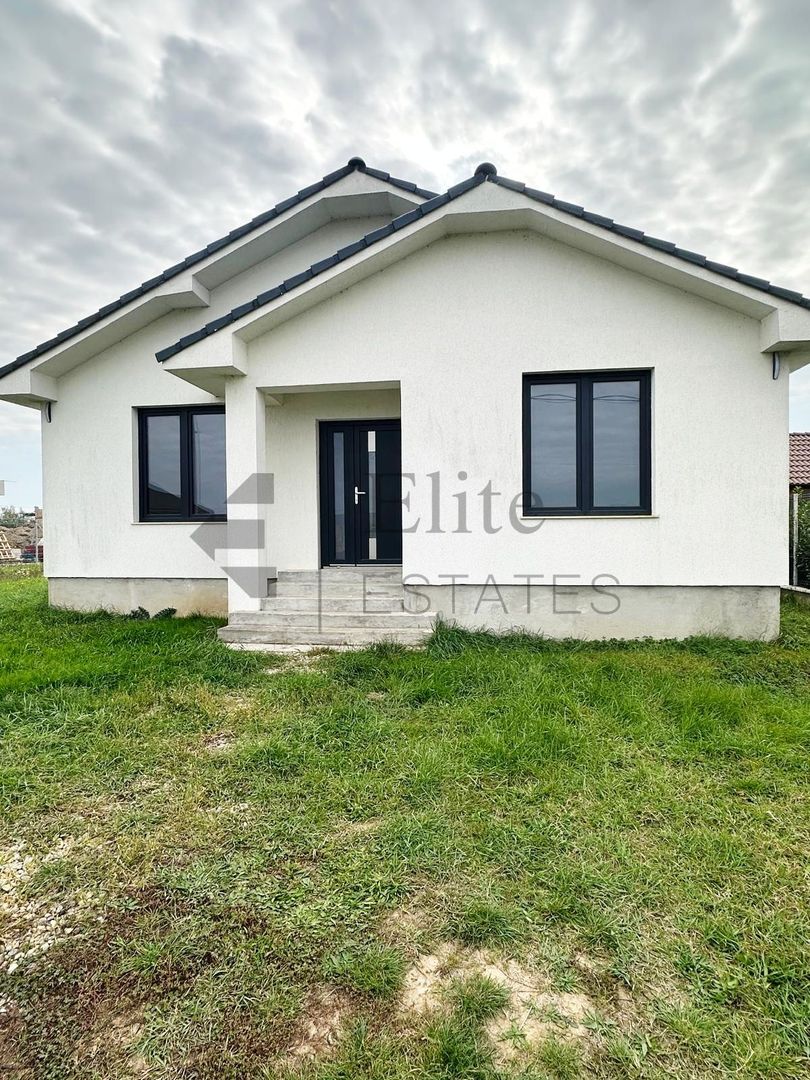 Casa moderna de vanzare la cheie! - Poză 11