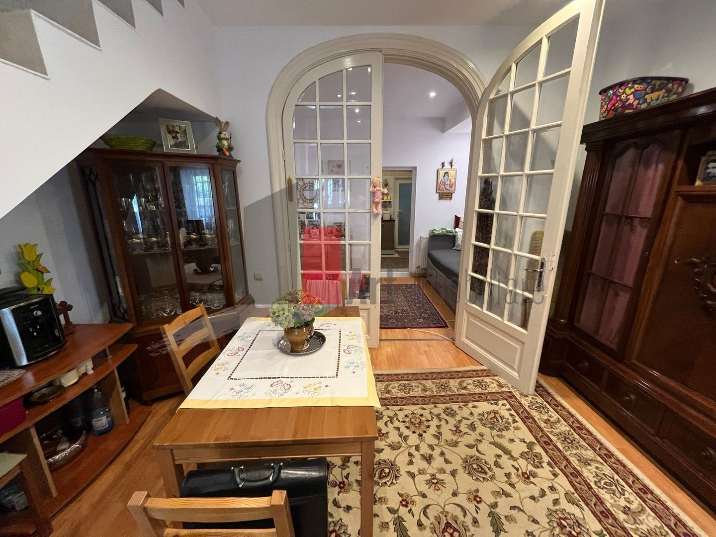 Vila "TRANO" , singur curte, P+1+pod, intimitate - Poză 3