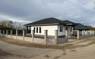 Casa de vanzare în lazuri - Poză 2