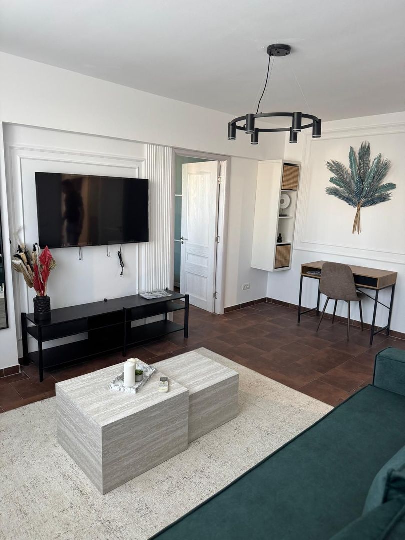 APARTAMENT COCHET, 2 CAMERE, TINERETULUI - Poză 1