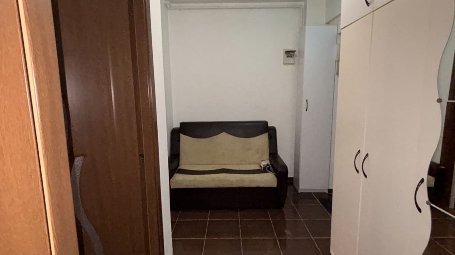 Garsoniera decomandata, et 1,mobilată/utilată, parcare inclusă, 3-4 min RATB 480 - Poză 6