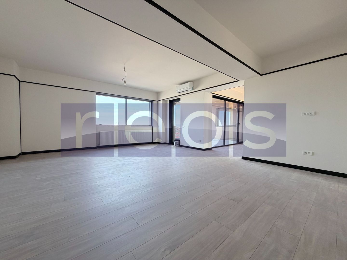 VANZARE APARTAMENT SPATIOS | 94 MP UTILI | TERASA PANORAMICA | VOLUNTARI - Poză 4