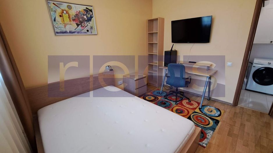 De Vanzare Apartament 3 camere decomandat 71 mp Zona Drumul Taberei - Poză 2