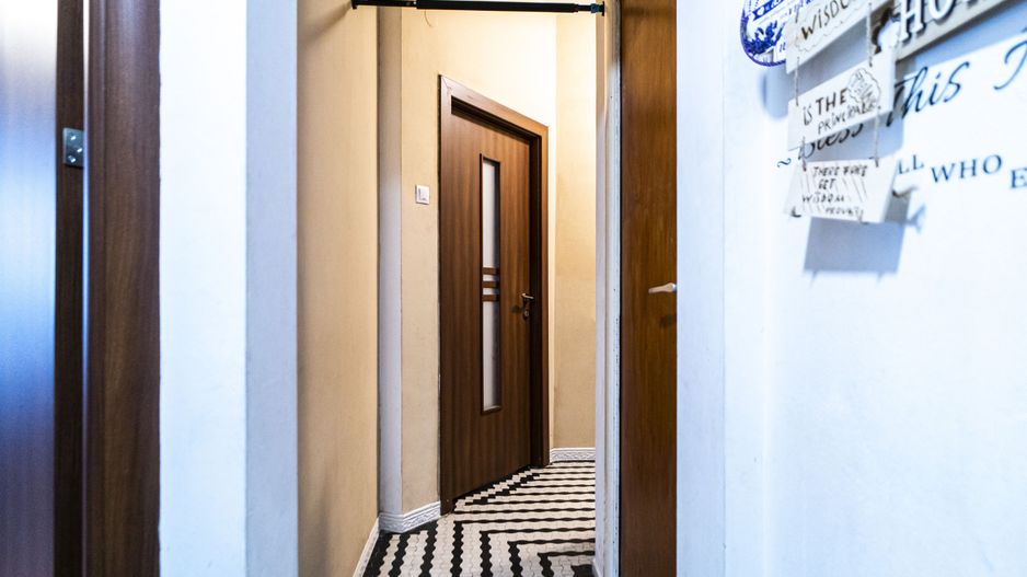 Cismigiu - Berthelot, 5 camere pe 2 nivele, pretabil investitie /birou - Poză 4