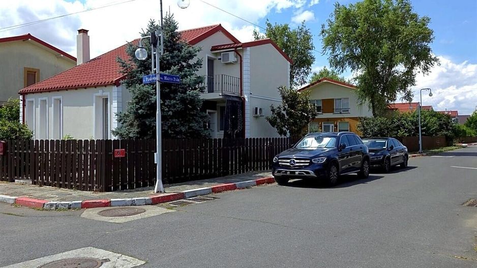 Cumpana - Del Sole, Str. Padova 4, vila P+M, teren pe colt de 397 mp! - Poză 3
