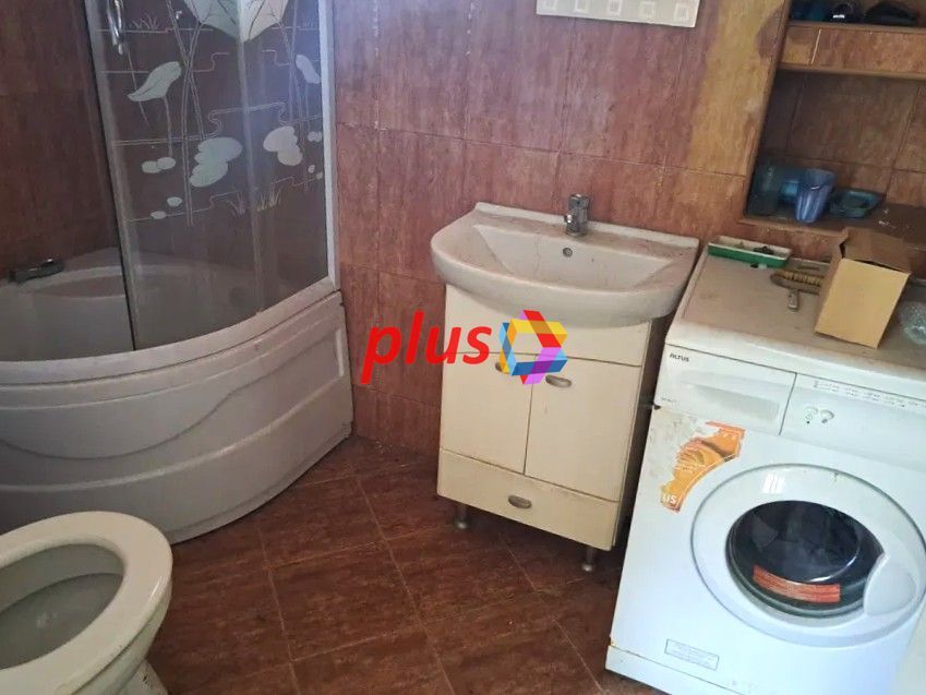 Casa individuala Sacele, 75 mp + garaj + 615 mp curte - Poză 6