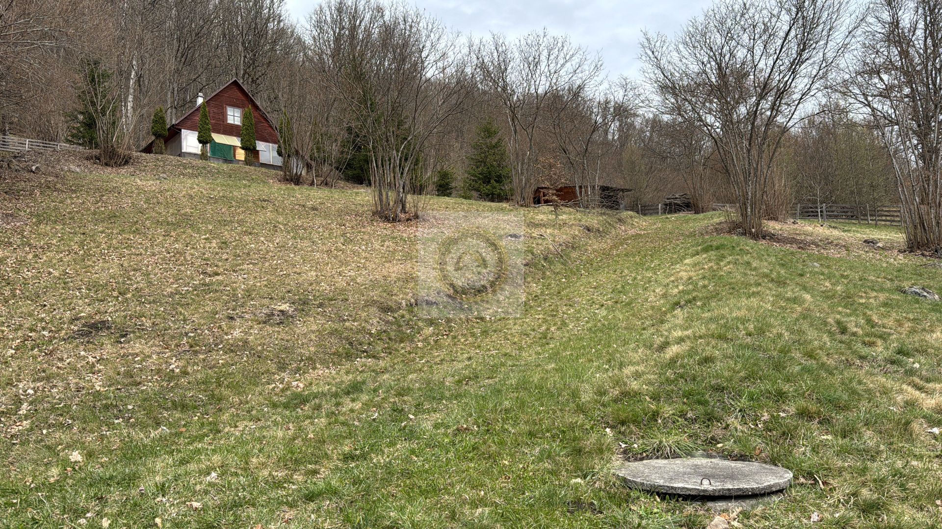 Parcelă spațioasă, casă de vacanță aproape de hanul Asszonybosszantó - Poză 6