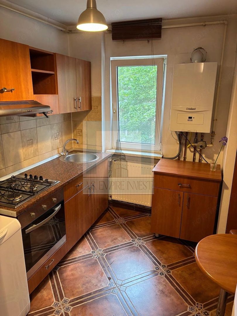 Apartament semidecomandat 2 camere - cartier Astra - Poză 6