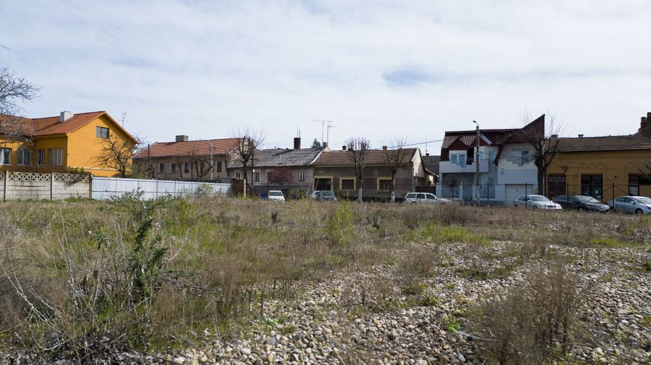 Teren intravilan de 5801 mp pe Andrei Șaguna, Arad - Poză 9