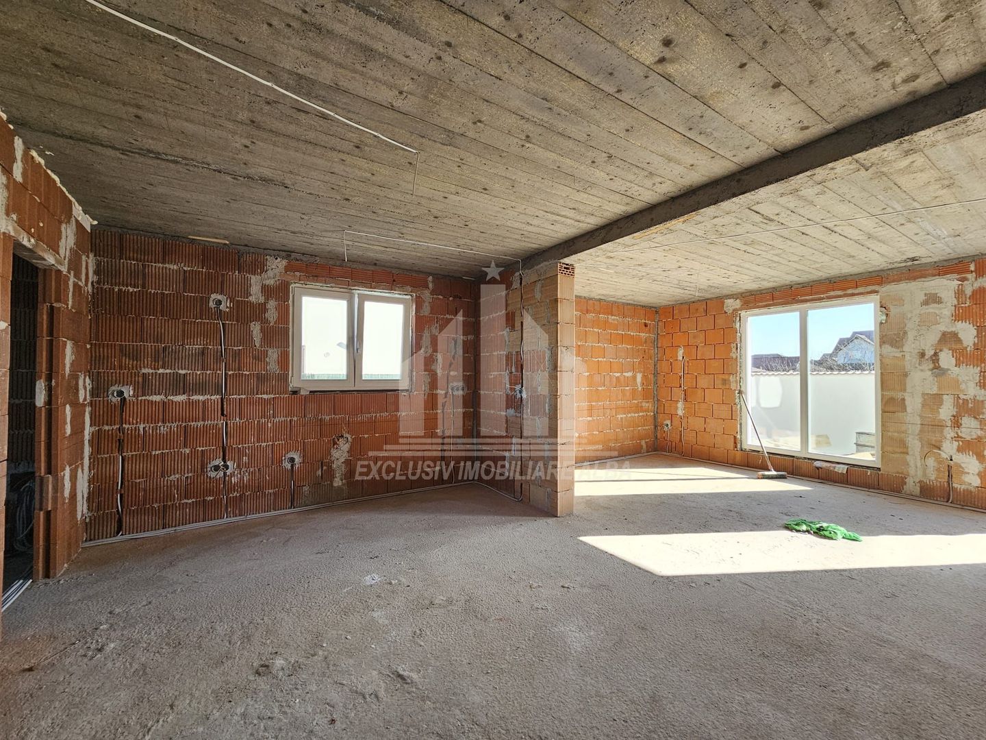 Case tip duplex de vanzare, Arex - Poză 2