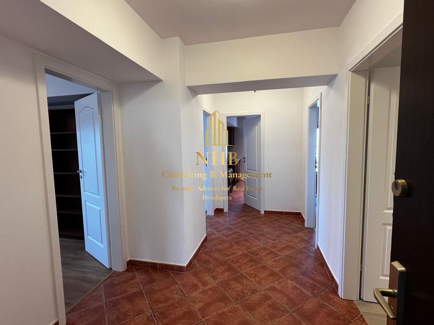 Apartament 4 Camere Birouri | Piata Alba Iulia | Centrala | Parcare - Poză 11