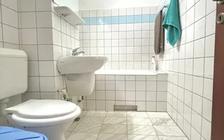 🏡 Apartament 3 Camere | Decomandat | 2 Băi | Parter | Zonă Excelentă - Poză 21