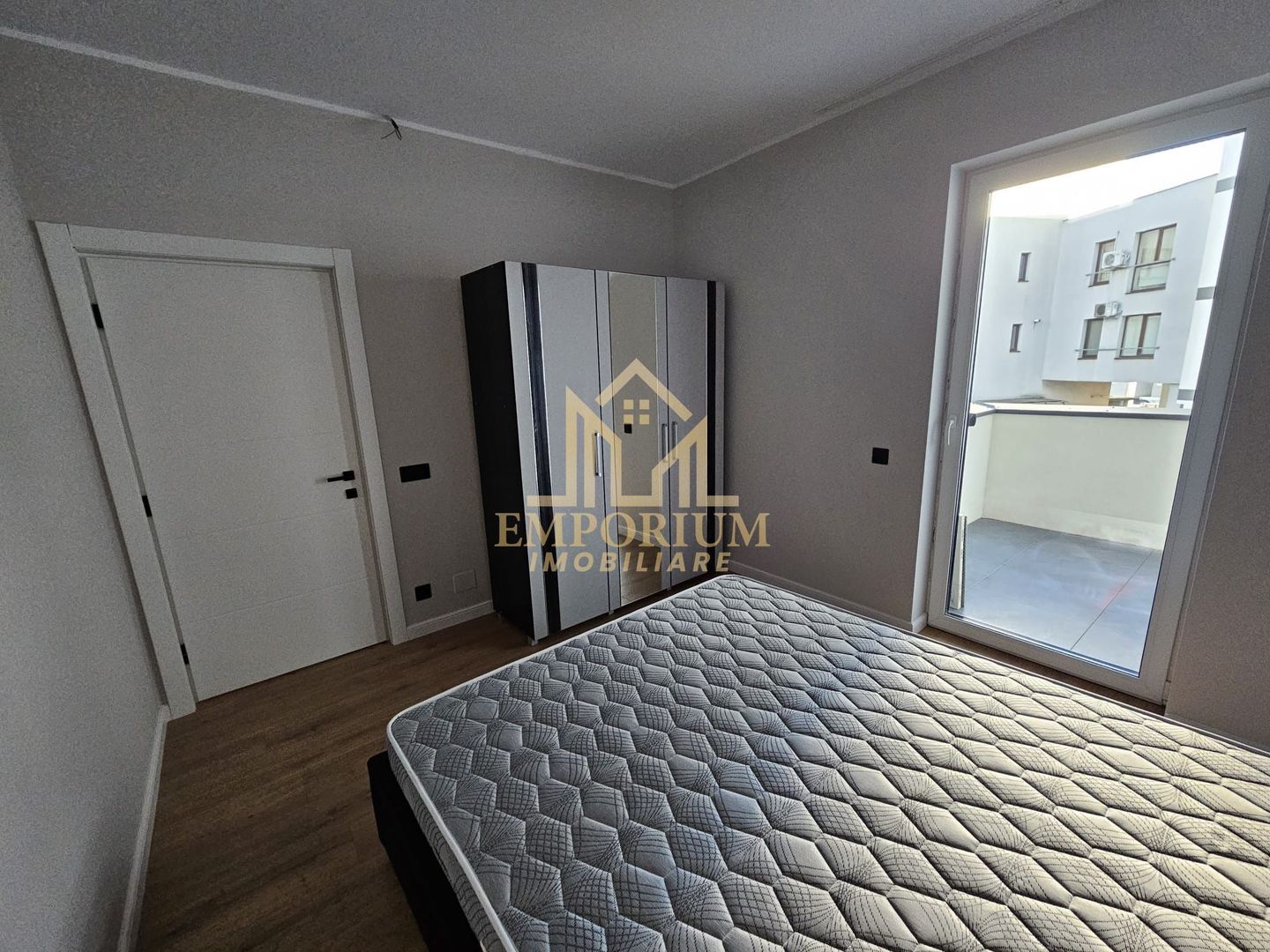 2 camere semidecomandate, Marasti, zona Ferro - Poză 2