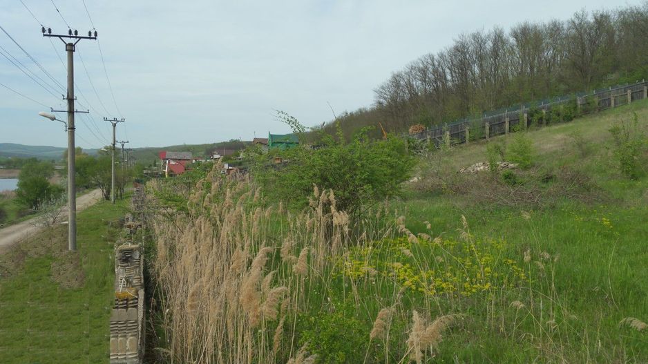 INVESTIȚIE - Teren 1.000 mp, intravilan, lac Delea; - Poză 1