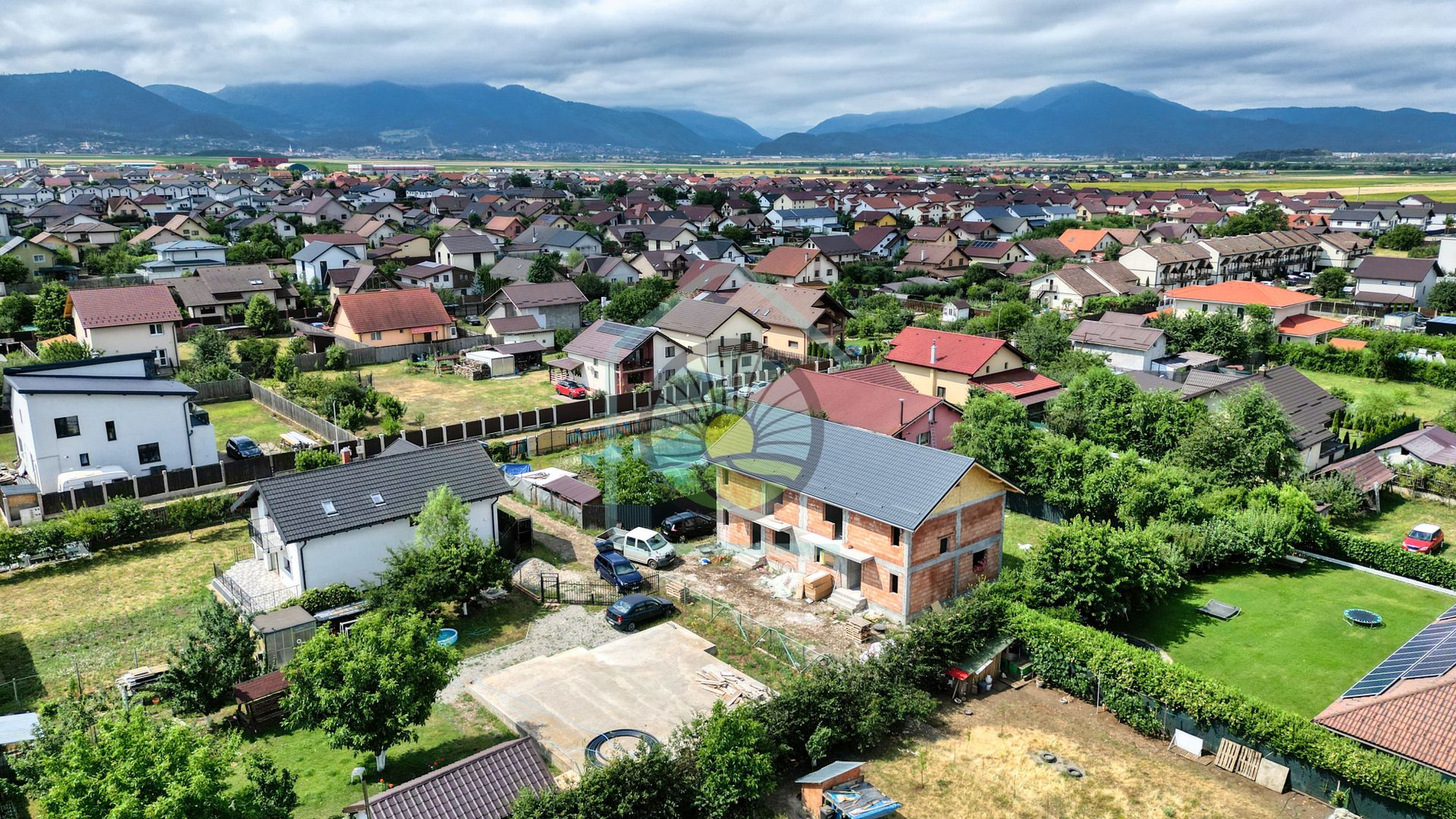 CASA  5 CAMERE IZVOR-TARLUNGENI - Poză 18