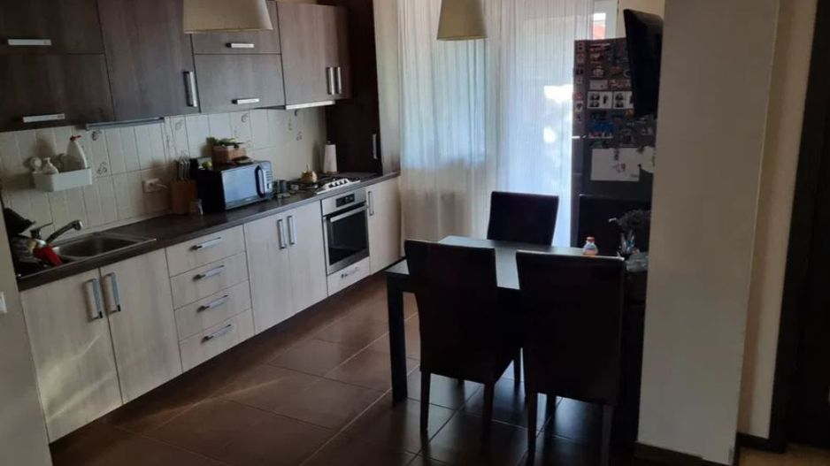 Apartament 3 camere Prelungirea Ghencea - Poză 2