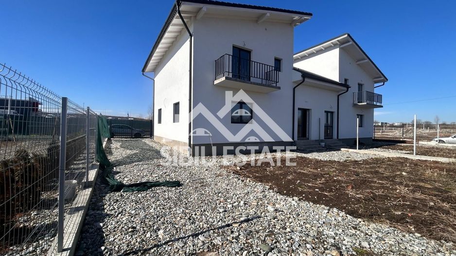 Casa duplex de vanzare 4 camere, 2 bai-s.u. 142 mp. PRET AVANTAJOS - Poză 92