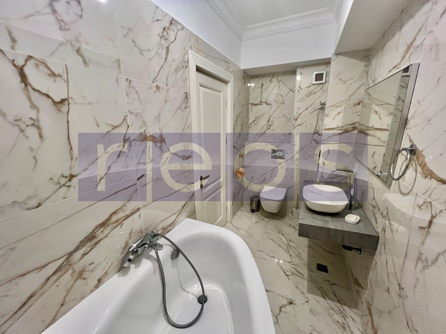VANZARE APARTAMENT TRIFESTI 3 CAMERE | 80 MP | LOC PARCARE INCLUS - Poză 3