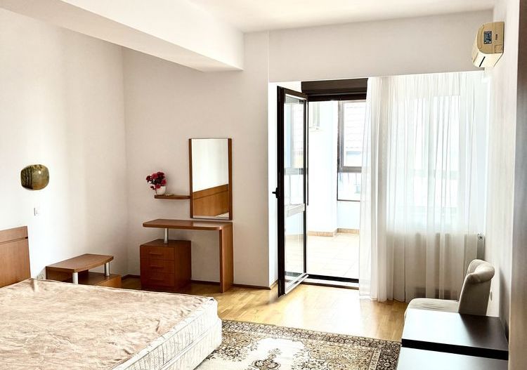 De închiriat: apartament 5 camere + loc de parcare- Arcul de Triumf - Poză 4