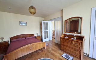Apartament 4 camere 110 mp utili cu teren aferent si 2 bai Central - Poză 10