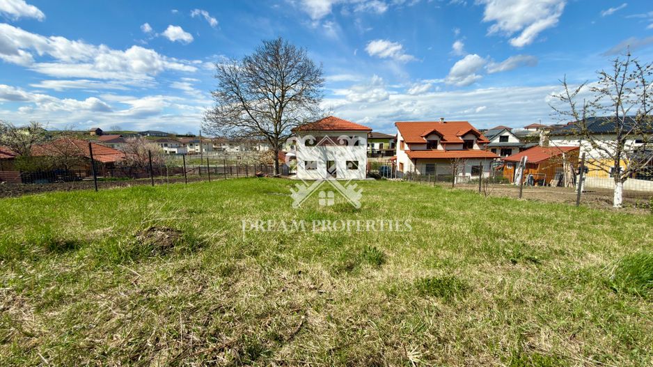 Casă individuală 4 camere, 3 bai, teren 694 mp, zona Criseni Dezmir - Poză 17