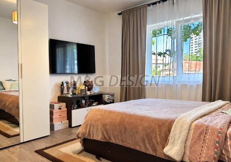 Vând apartament cu 3 camere | Bucovina - Poză 9