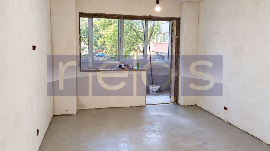 VANZARE 3 CAMERE | LACUL TEI | ETAJ 1/8 | RENOVARE COMPLETA | PREDARE LA CHEIE - Poză 1