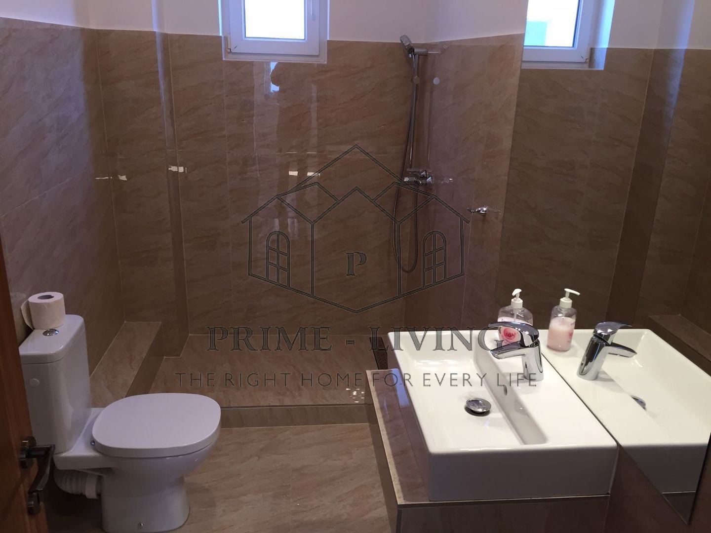 VILA SPATIOASA CU 6 CAMERE LA INCHIRIERE LANGA BRITISH SCHOOL - Poză 7