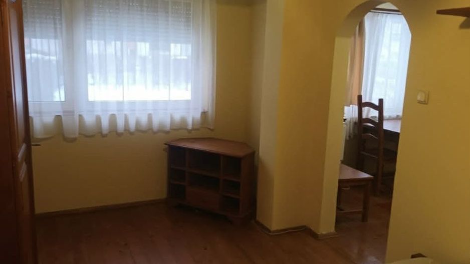 BRASADAS vinde ap 2 cam etaj 3/4 in Micro 15. - Poză 4