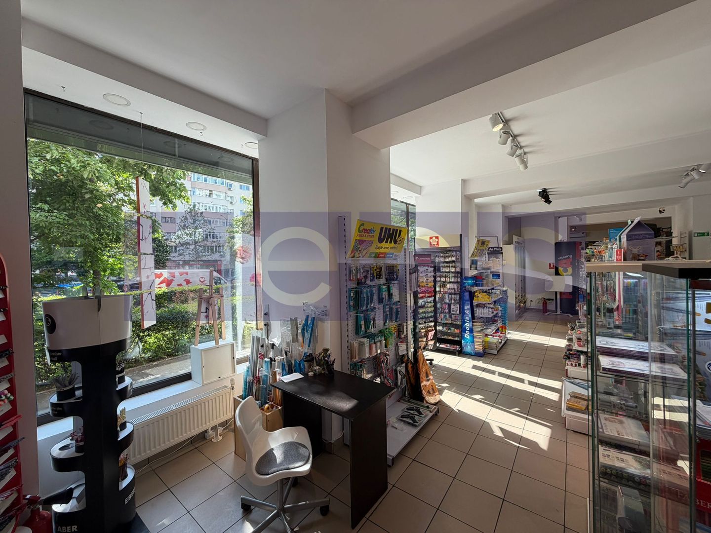 INCHIRIERE SPATIU COMERCIAL | PARTER | 255MP | VITRINA 22MP | OBOR | - Poză 1