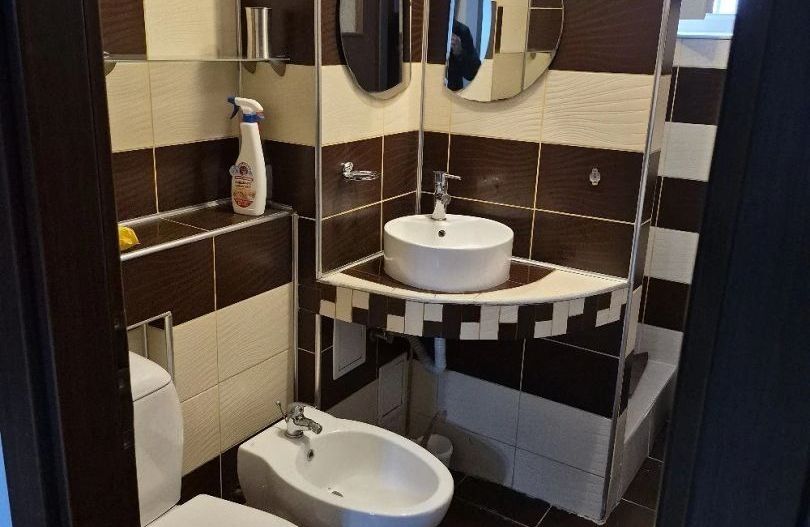 Apartament 2 camere zona 1 Mai - Poză 4